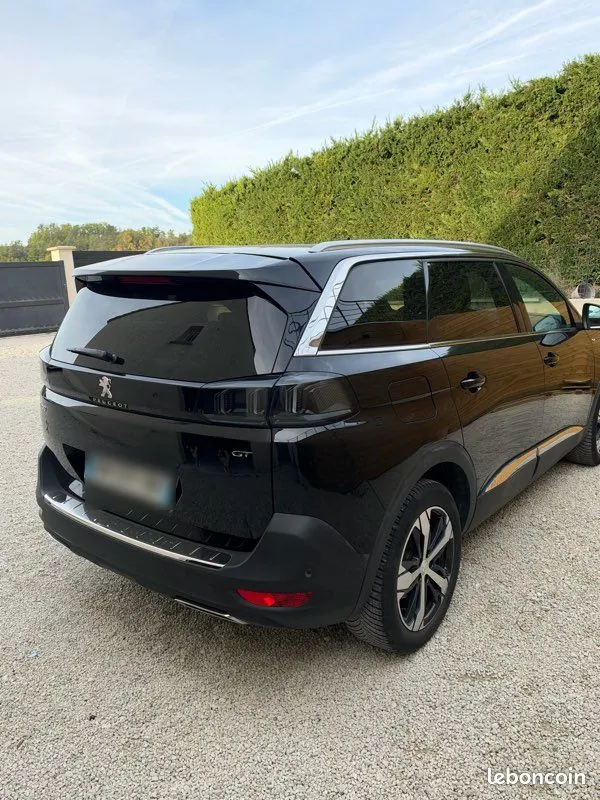 Peugeot 5008 2023 photo 2