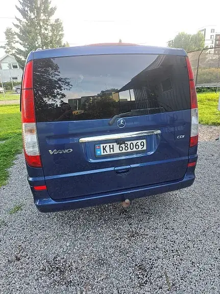 Mercedes-Benz Viano 2010 photo 4