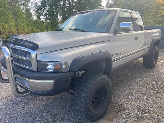 Dodge Ram 1500 1997 photo 3