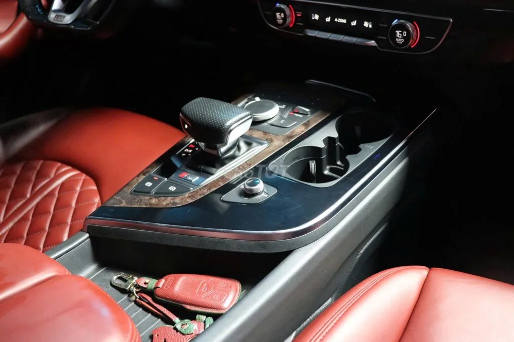 Audi Q7 2016 photo 3