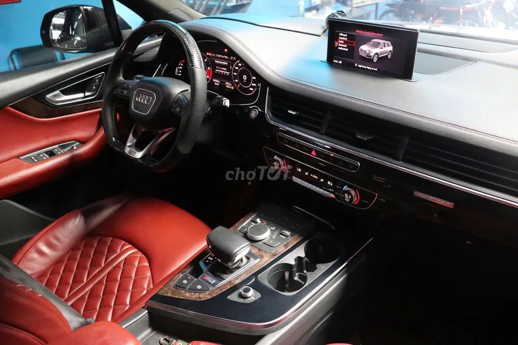Audi Q7 2016 photo 2