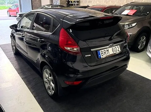 Ford Fiesta 2011 photo 5