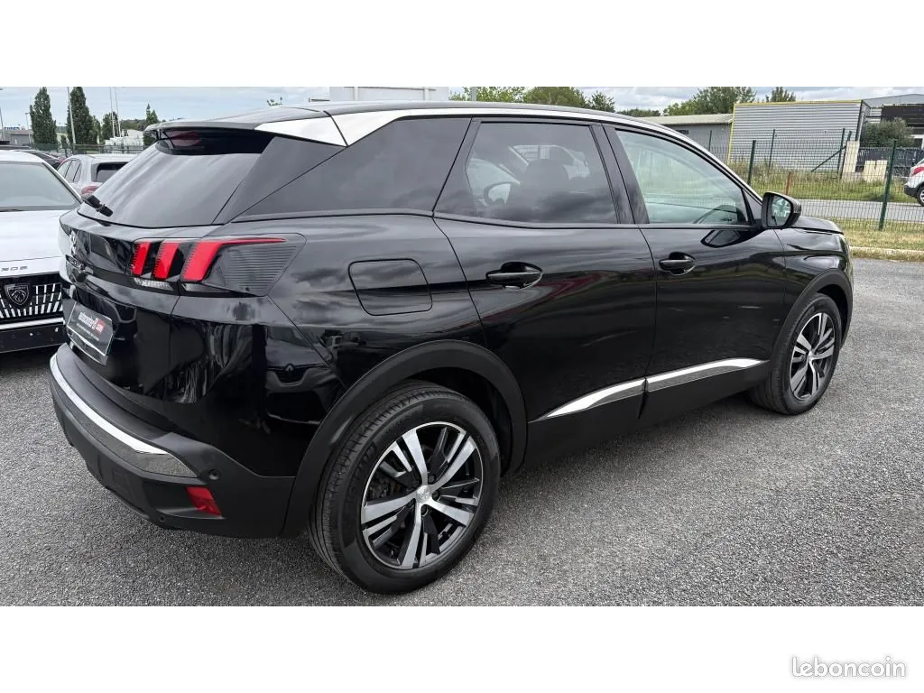 Peugeot 3008 2020 photo 3