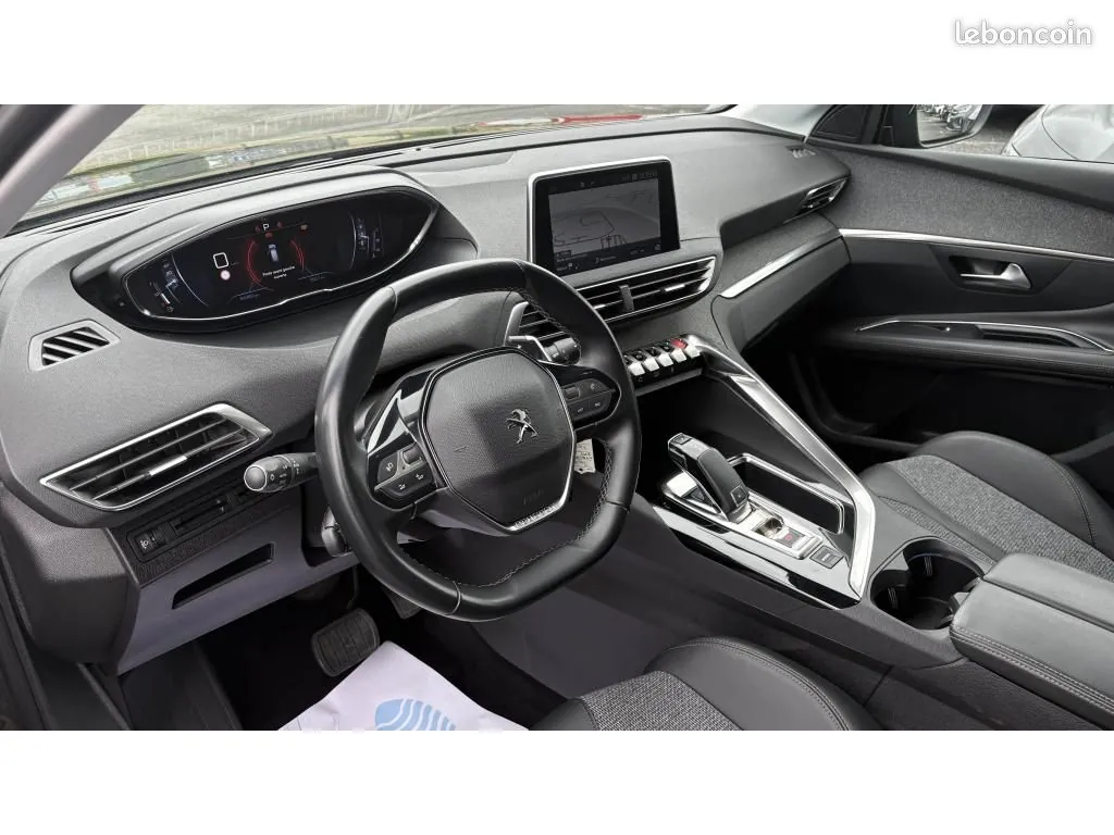 Peugeot 3008 2020 photo 4