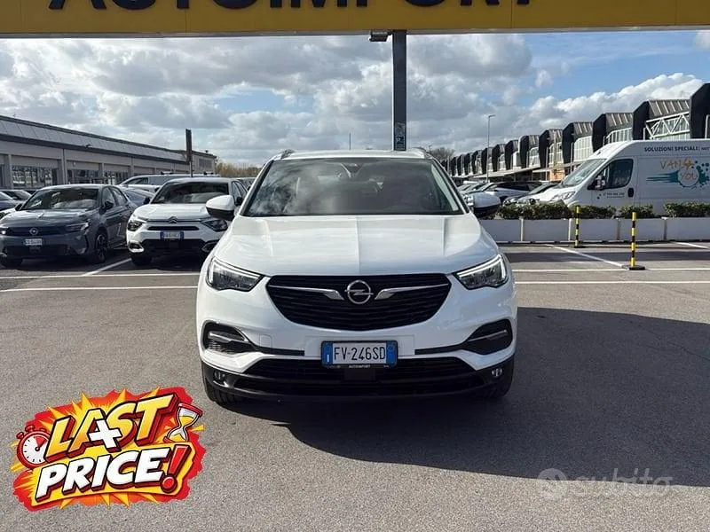 Opel Grandland 2019 photo 2