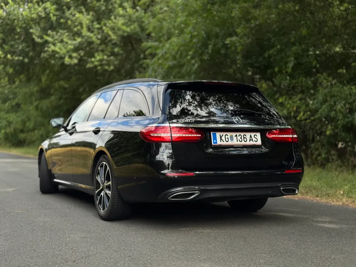Mercedes-Benz E-Class 2019 photo 2