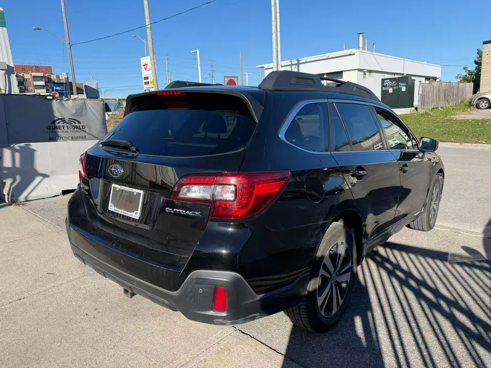 Subaru Outback 2018 photo 4