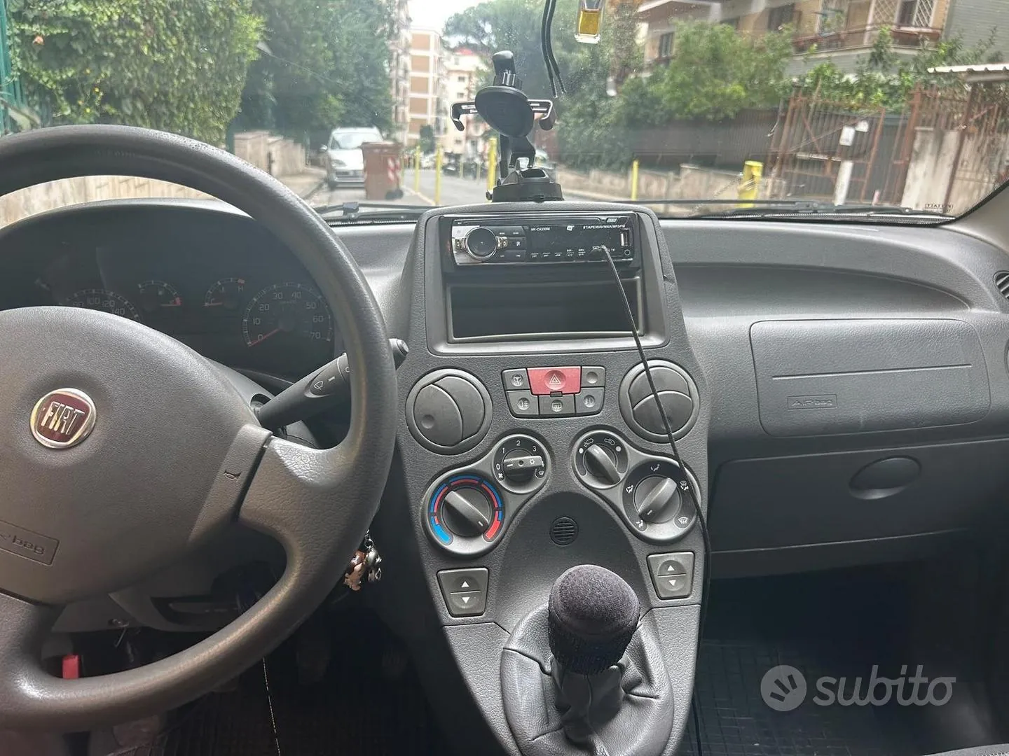 Fiat Panda 2011 photo 2