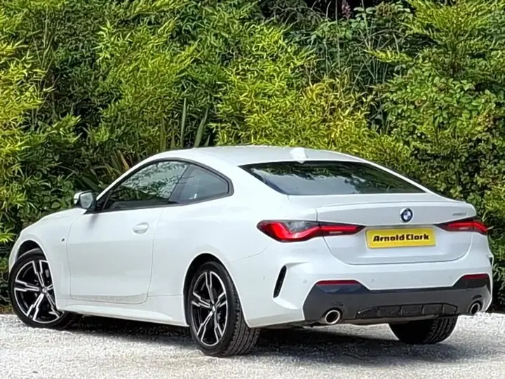 BMW 4 Series 2022 photo 2