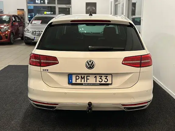 Volkswagen Passat 2018 photo 3
