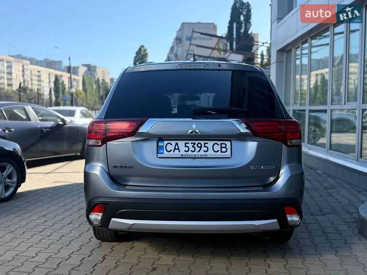 Mitsubishi Outlander 2018 photo 5
