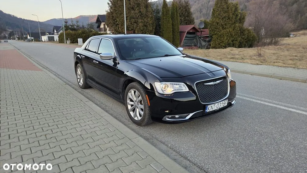 Chrysler 300C 2016 photo 3