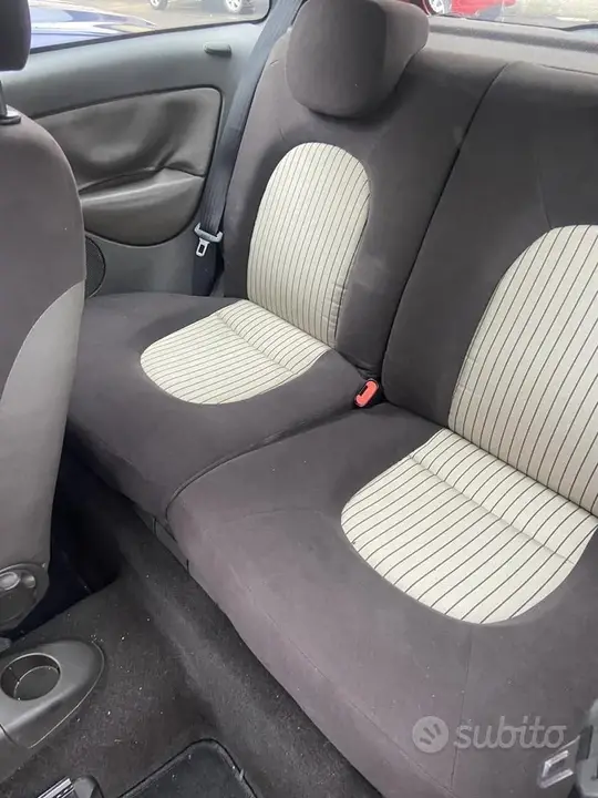 Lancia Ypsilon 2006 photo 4