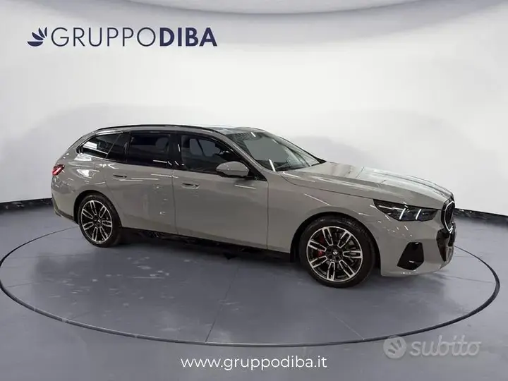 BMW 5 Series 2025 photo 4