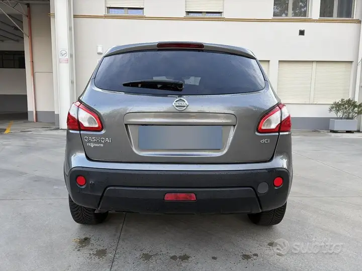 Nissan Qashqai 2012 photo 4
