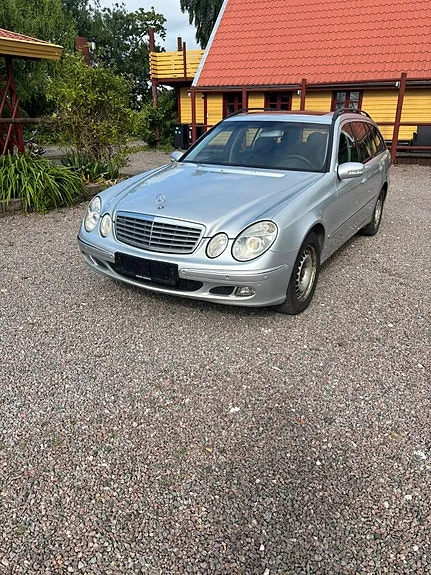 Mercedes-Benz E280