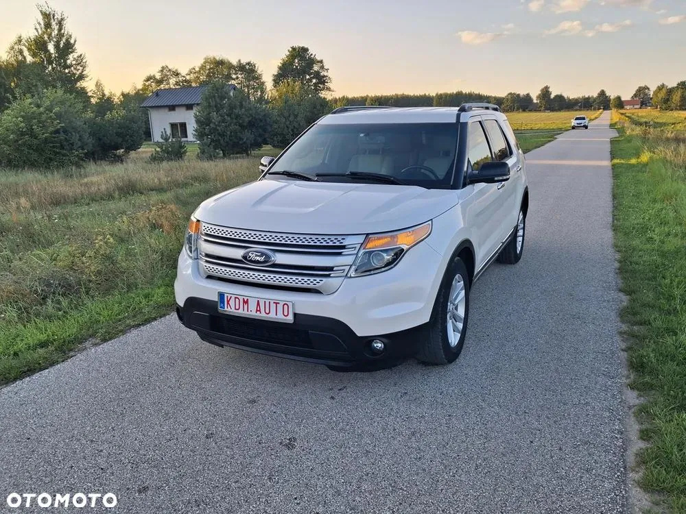 Ford Explorer 2015 photo 3