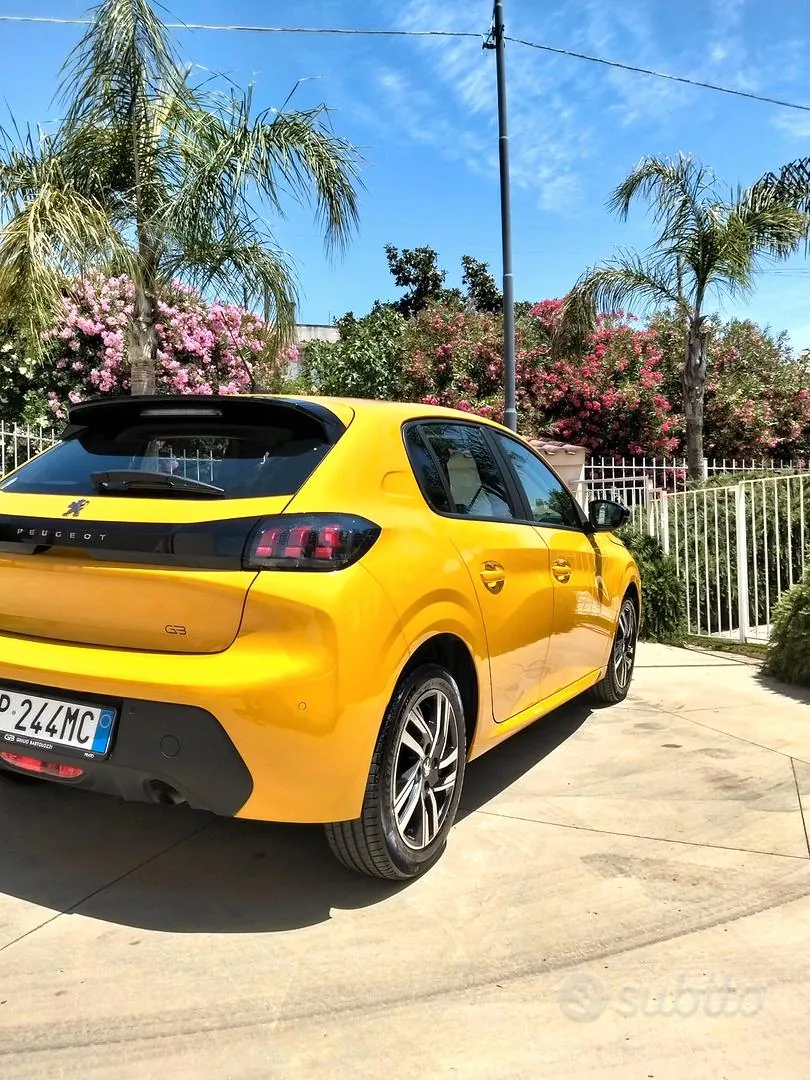 Peugeot 208 2023 photo 5