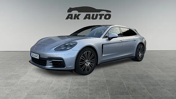Porsche Panamera 4