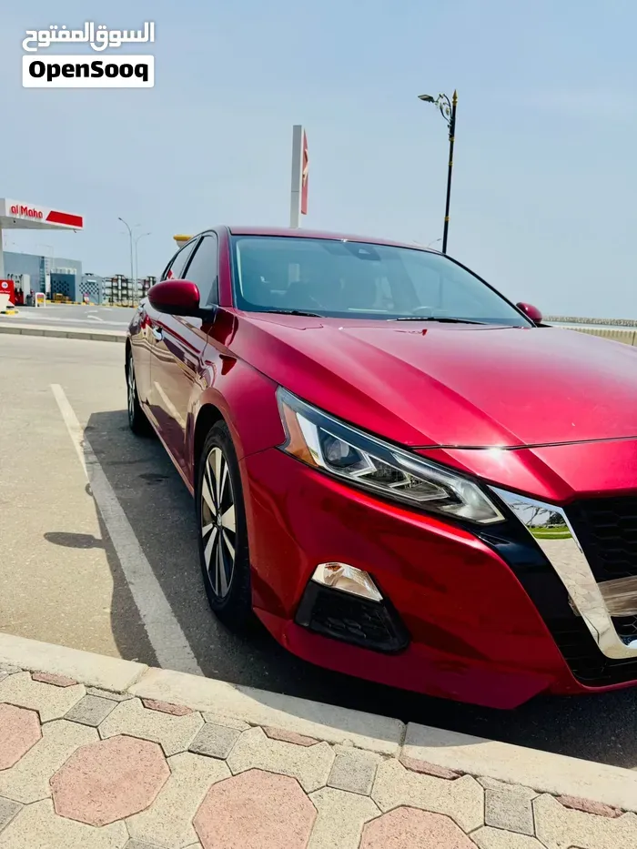 Nissan Altima 2022 photo 2