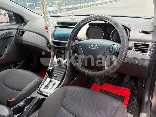 Hyundai Elantra 2011 photo 4
