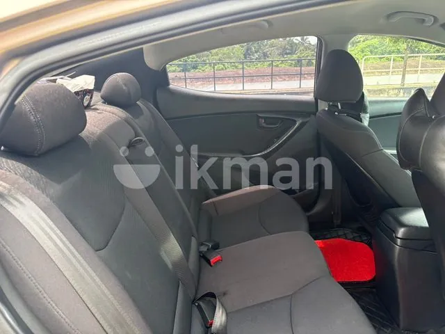 Hyundai Elantra 2011 photo 5