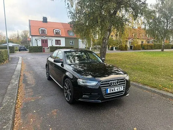 Audi A4 2013 photo 2
