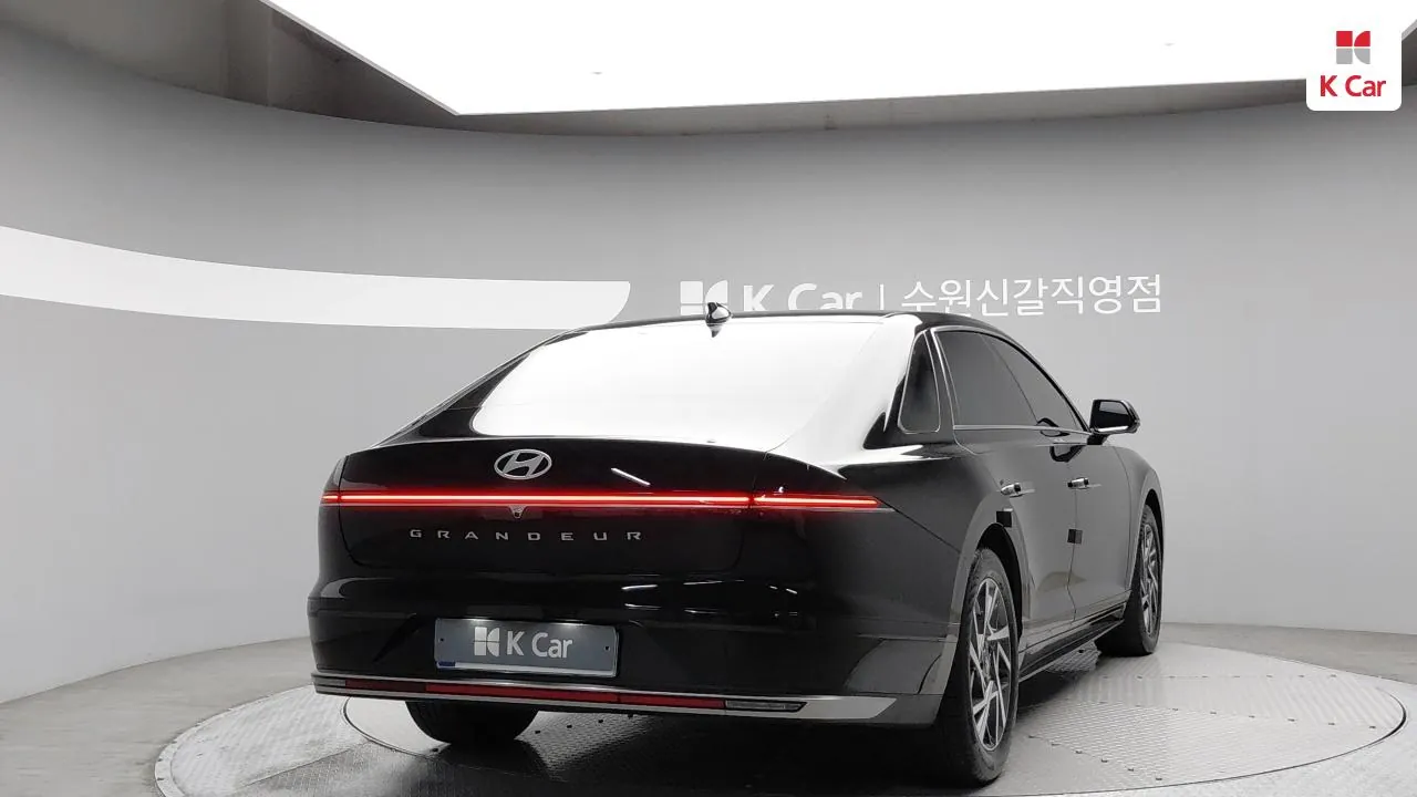 Hyundai Grandeur 2023 photo 2
