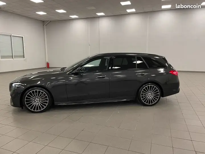 Mercedes-Benz C-Class 2022 photo 3