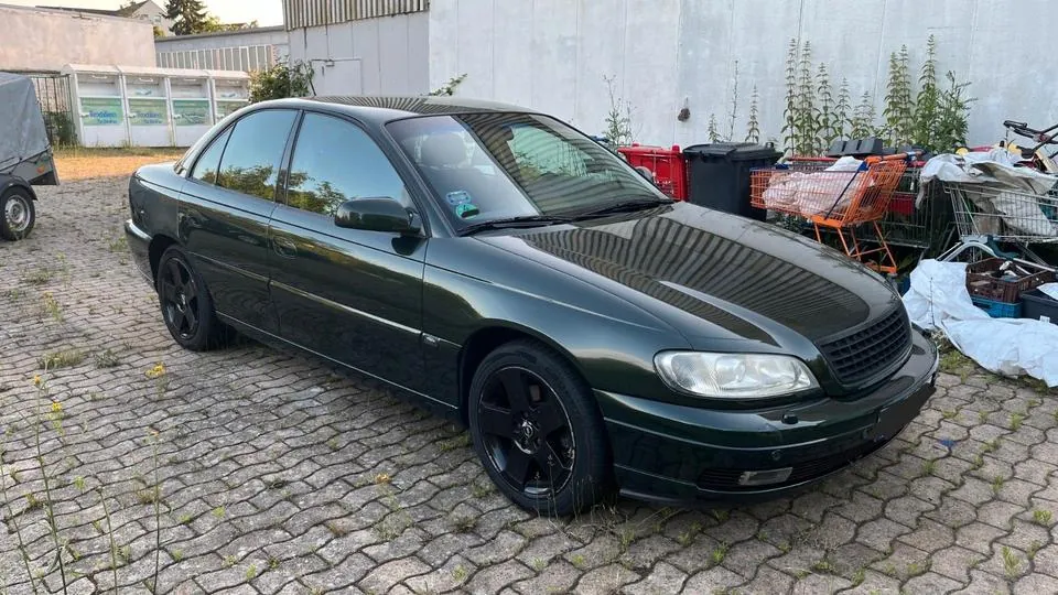 Opel Omega