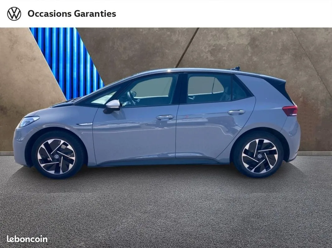 Volkswagen Id.3 2023 photo 2