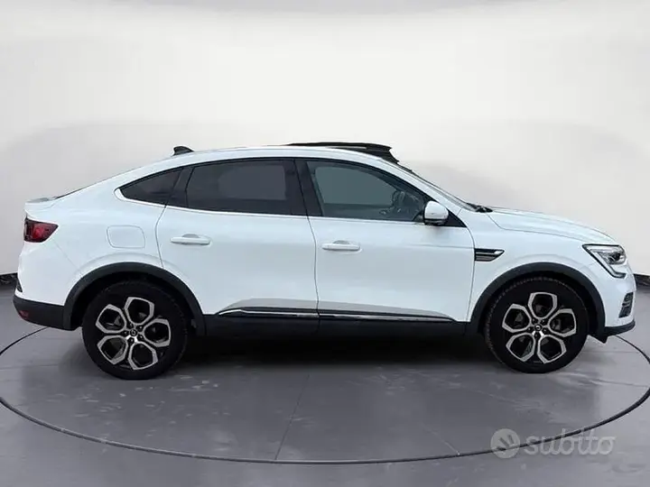 Renault Arkana 2023 photo 4