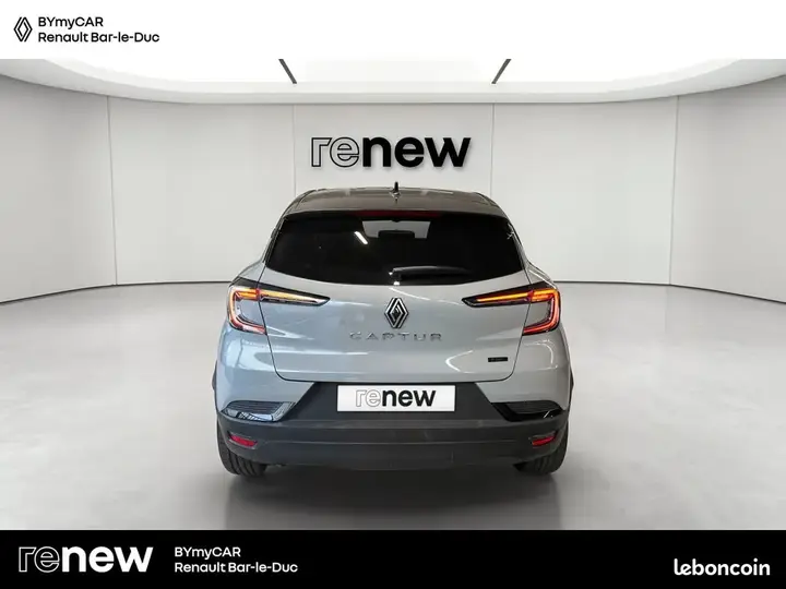 Renault Captur photo 4