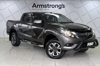 Mazda Bt-50 2017 photo 2