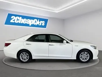 Toyota Crown 2013 photo 5