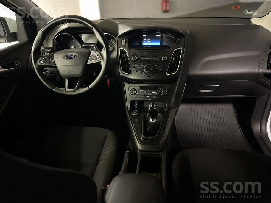Ford Focus 2015 photo 3