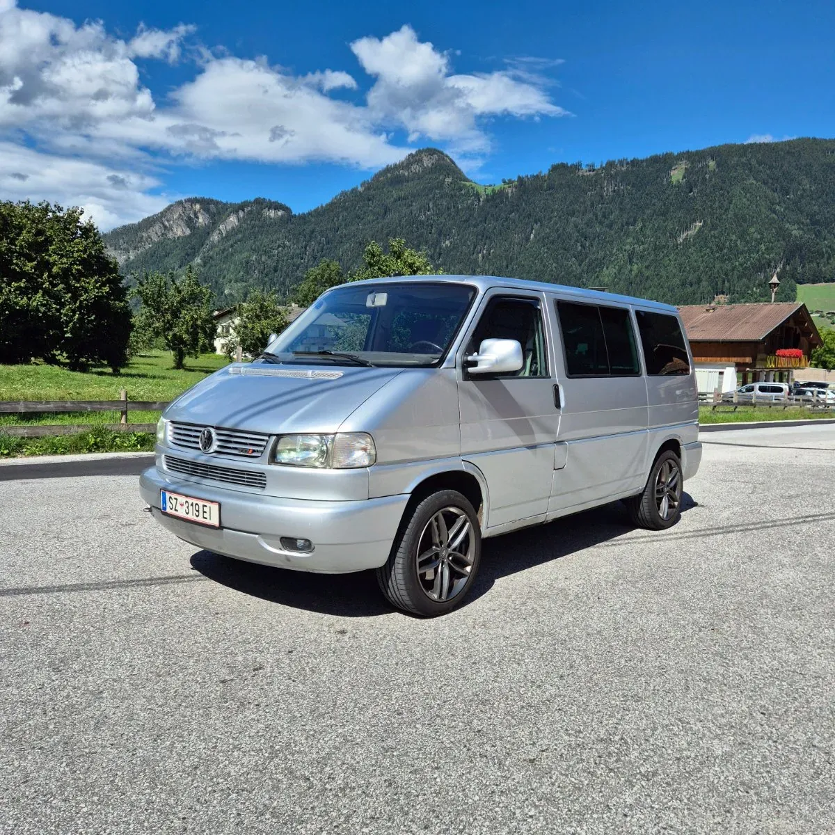 Volkswagen T4 2002 photo 2