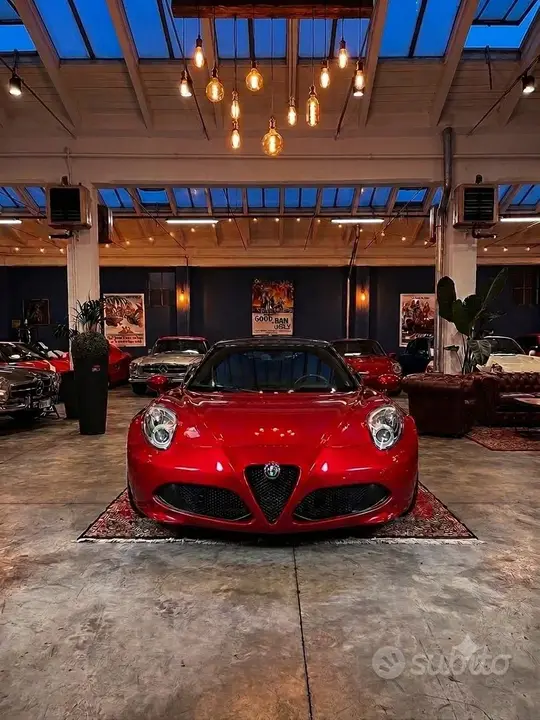 Alfa Romeo 4C 2016 photo 2