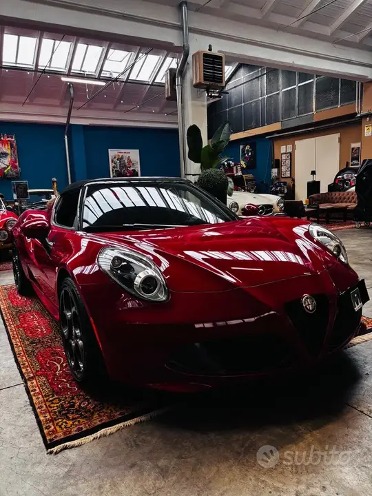 Alfa Romeo 4C 2016 photo 5