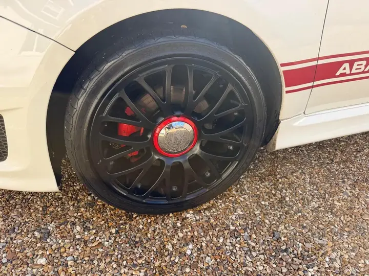 Abarth 500 2010 photo 3