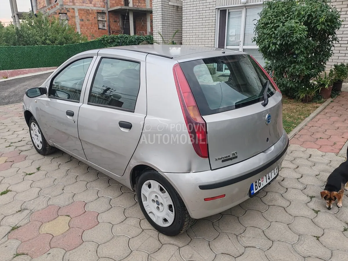 Fiat Punto 2006 photo 3