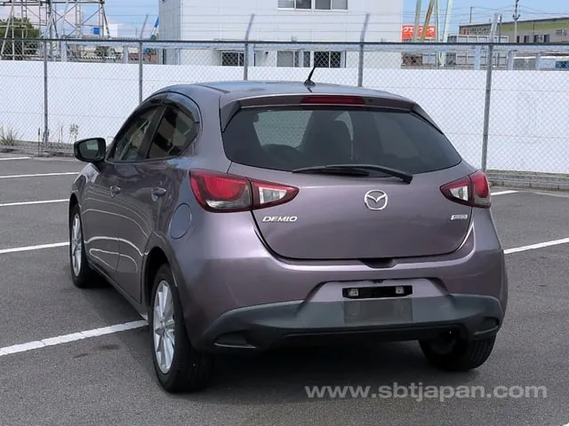 Mazda Demi 2015 photo 3