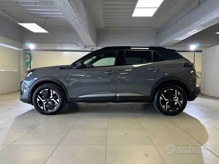 Peugeot 2008 2023 photo 2