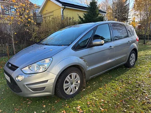 Ford S-Max 2010 photo 2