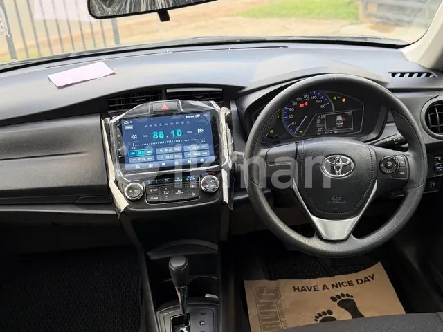 Toyota Axio 2024 photo 4