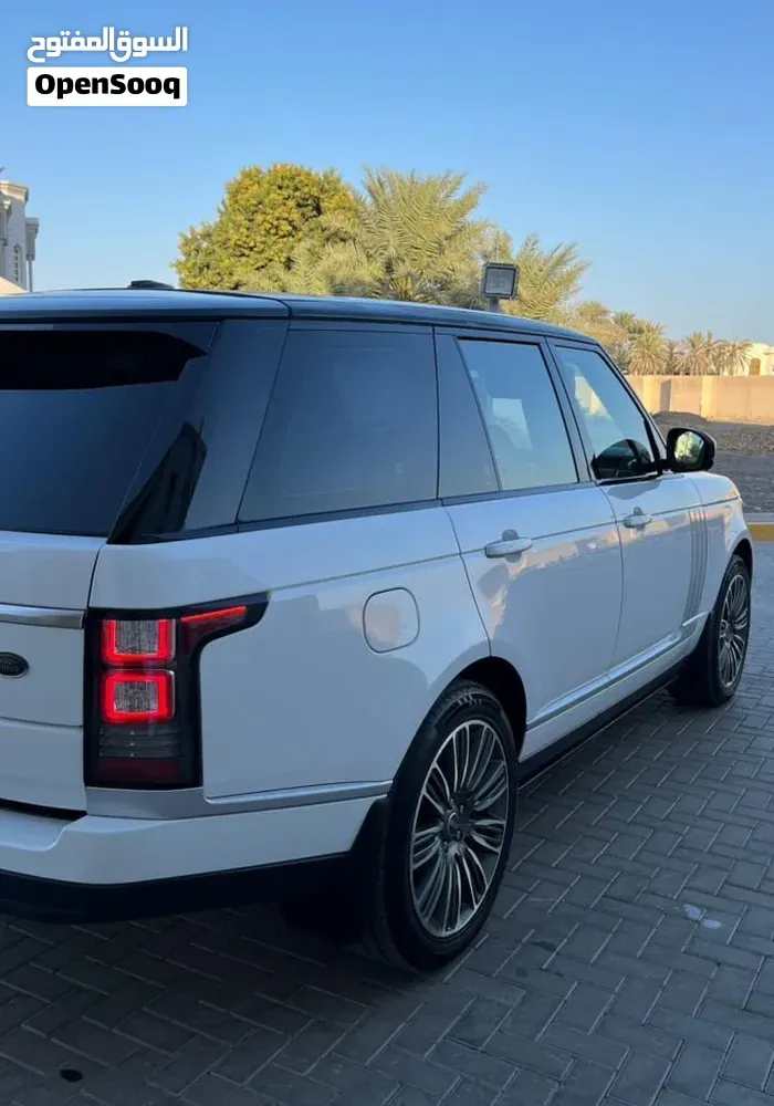 Land Rover Range Rover Vogue 2016 photo 3