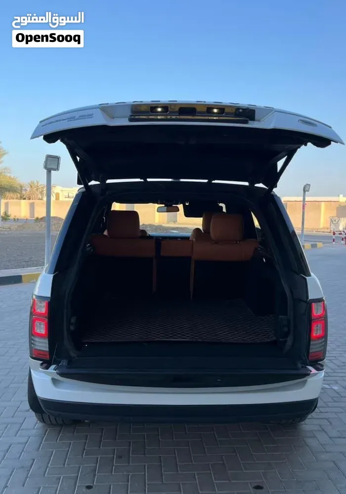 Land Rover Range Rover Vogue 2016 photo 4