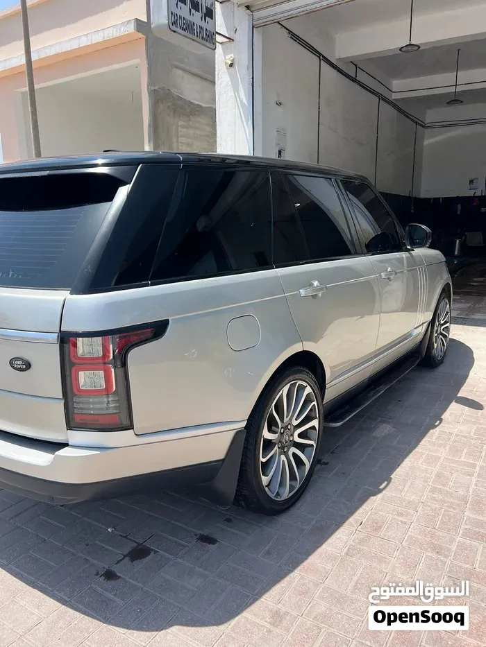 Land Rover Range Rover Vogue 2016 photo 5