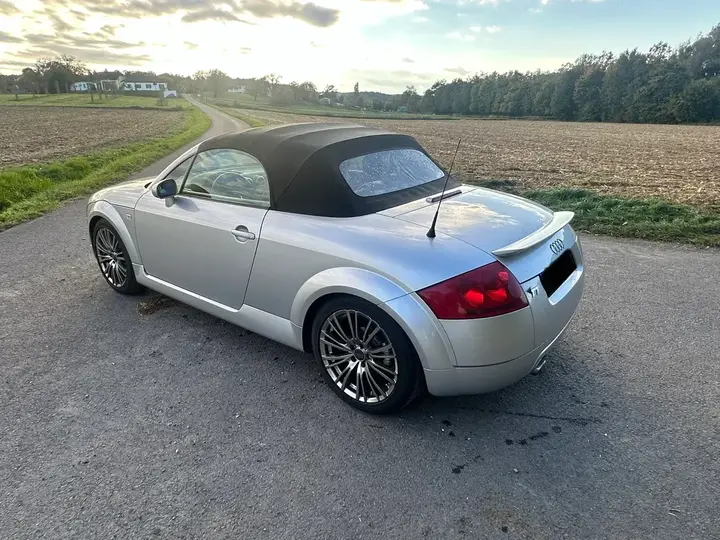 Audi Tt 2000 photo 3