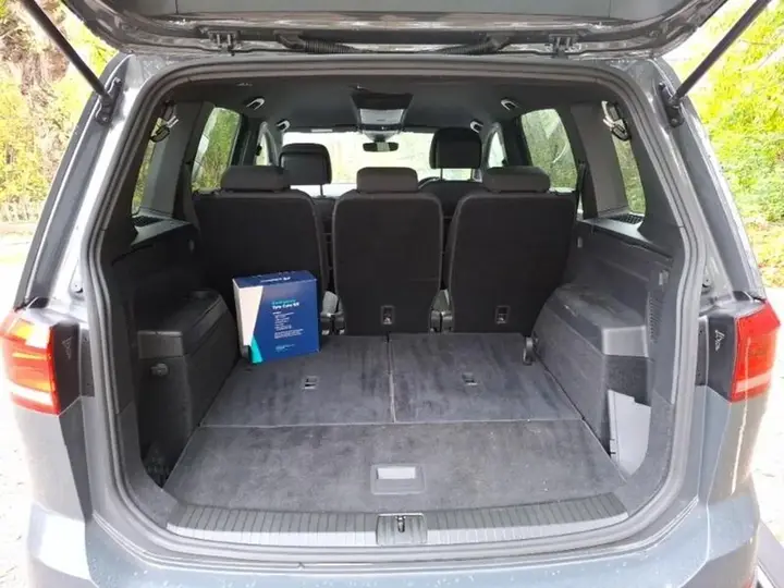Volkswagen Touran 2024 photo 3